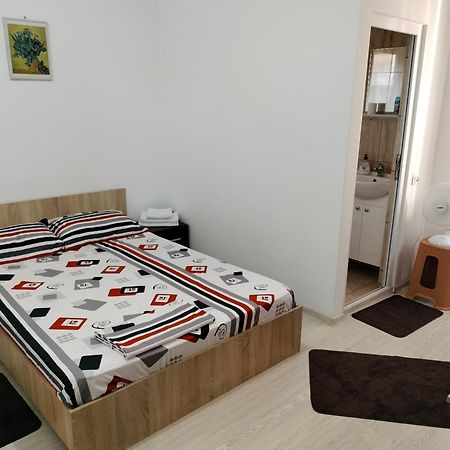 Kociu'S House Hotel Constanta Bagian luar foto