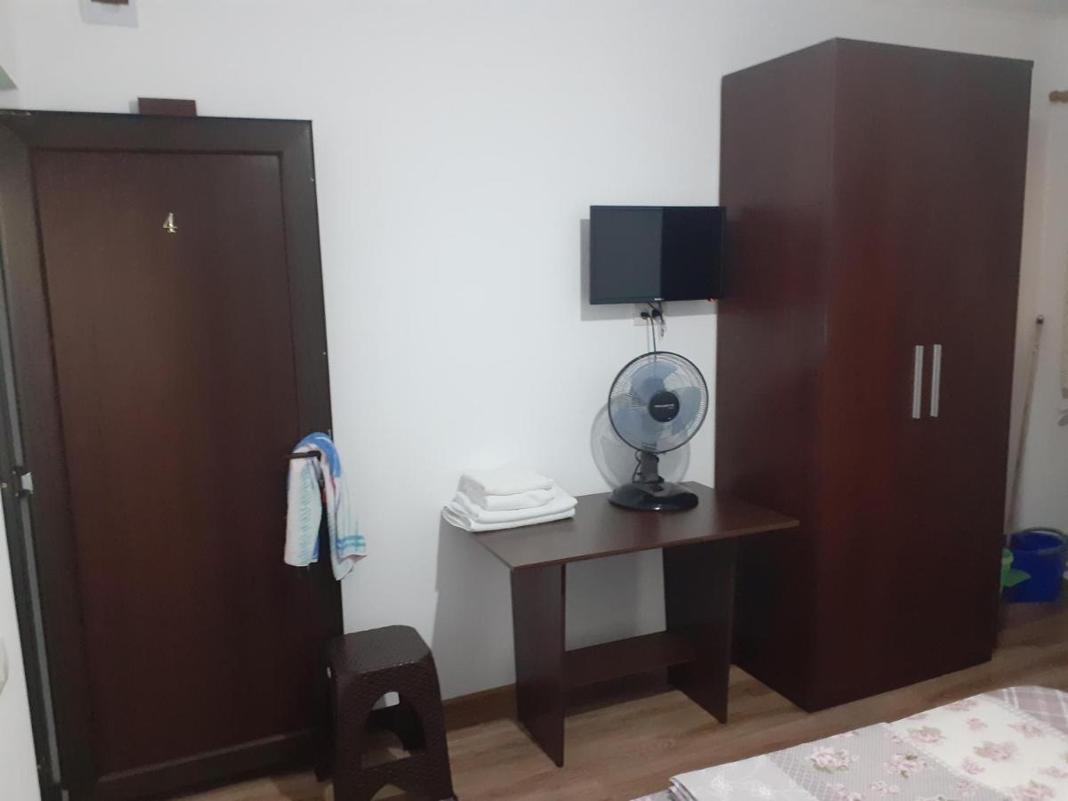 Kociu'S House Hotel Constanta Bagian luar foto